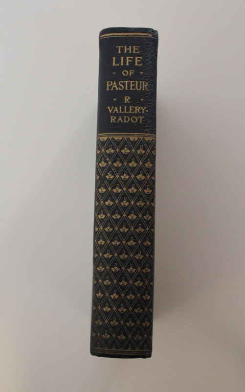 Louis Pasteur Book Cover